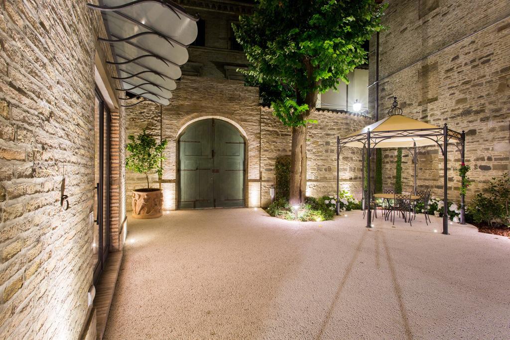 Palazzo Gentili Apartment San Severino Marche Exterior photo