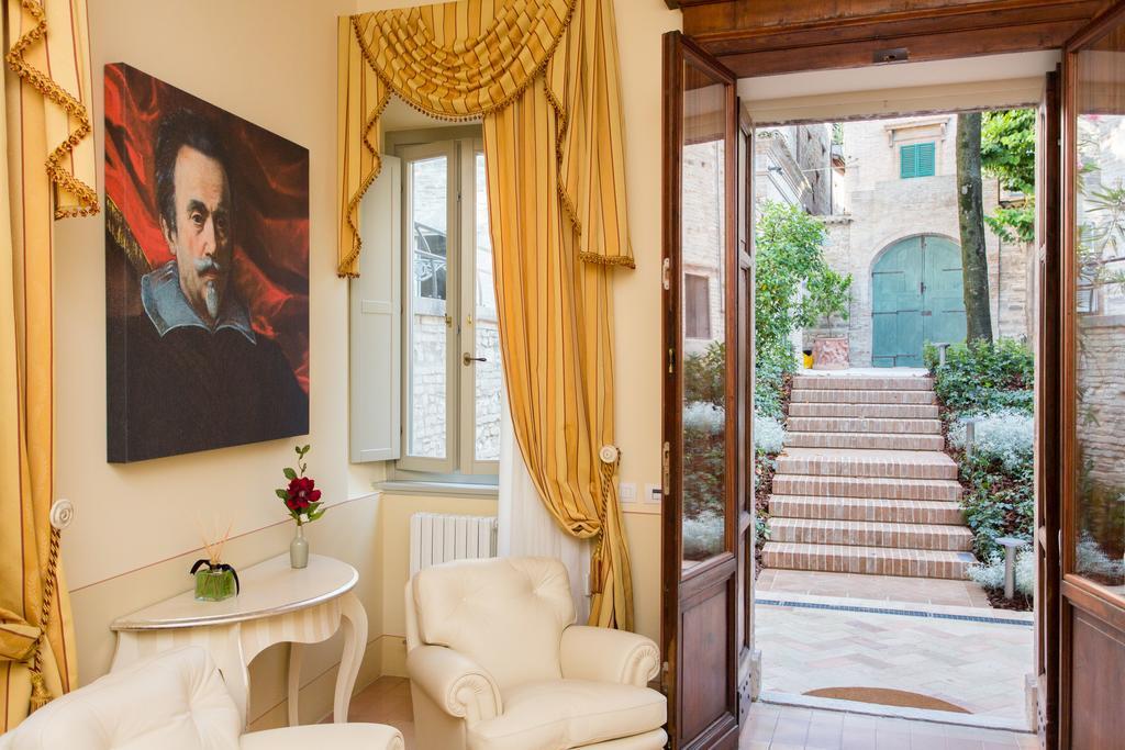 Palazzo Gentili Apartment San Severino Marche Exterior photo